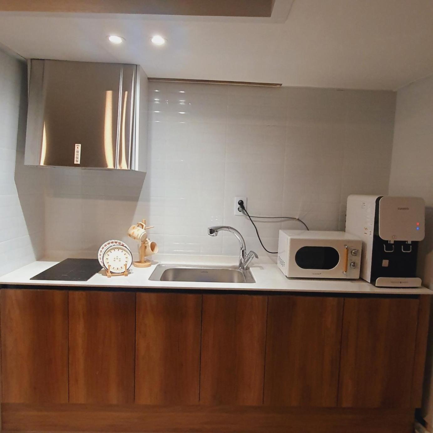 Stay Aall Seoul Train Station Ngoại thất bức ảnh